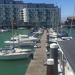  Apartment Marina Floating